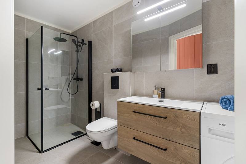 Modern bathroom with walk-in shower